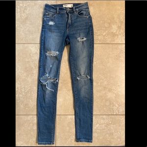 High rise ripped skinny jeans